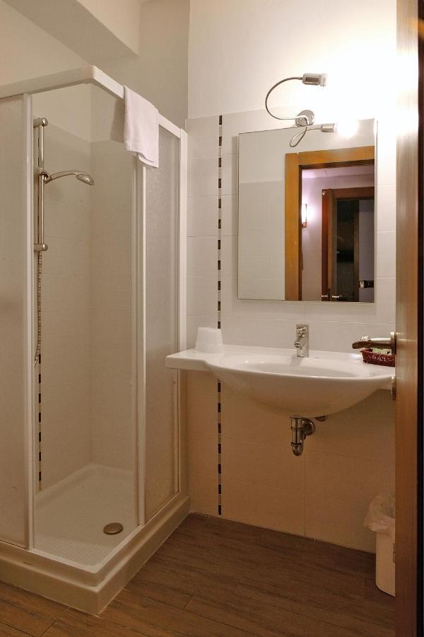 Front Lake Apartment Bardolino Extérieur photo