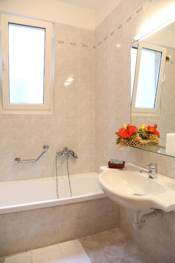 Front Lake Apartment Bardolino Extérieur photo