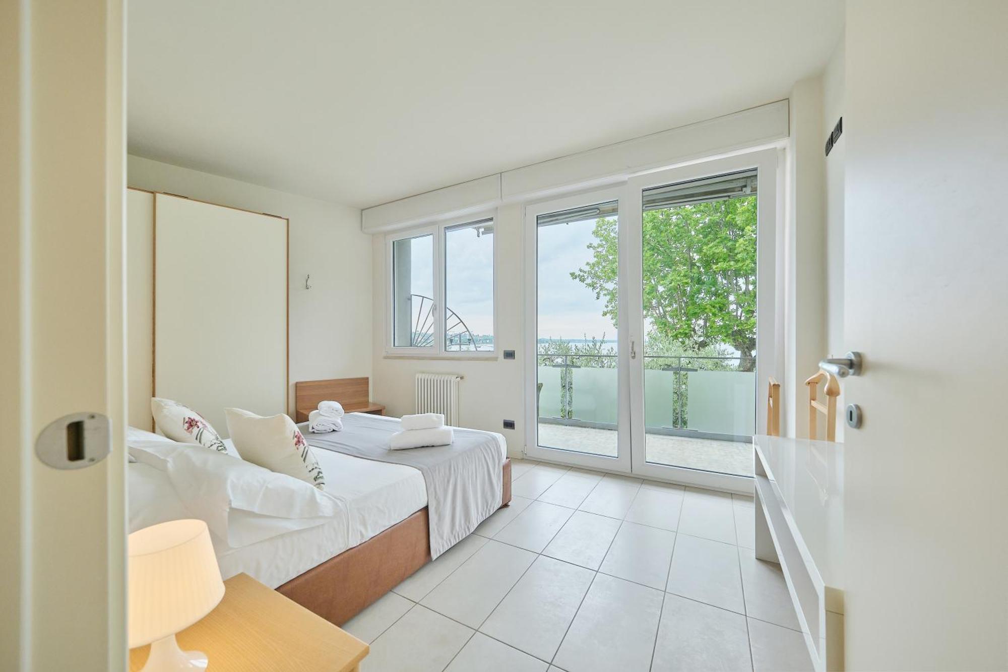 Front Lake Apartment Bardolino Extérieur photo